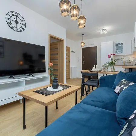Nadbrzezna With Terrace By Renters Apartment *
