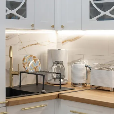 Nadbrzezna With Terrace By Renters Apartment