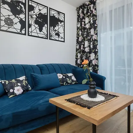 Nadbrzezna With Terrace By Renters شقة غونسكي