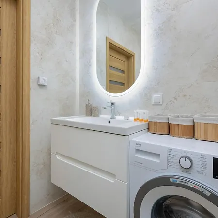 Nadbrzezna With Terrace By Renters Apartment *